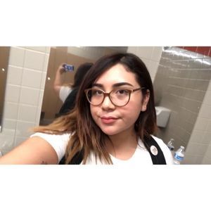 Meet your Posher, Monica